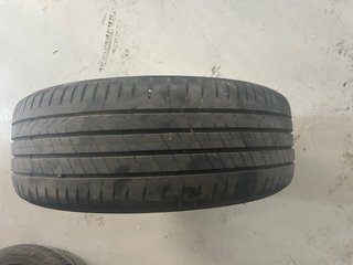 Llanta Mazda 215/50 R18