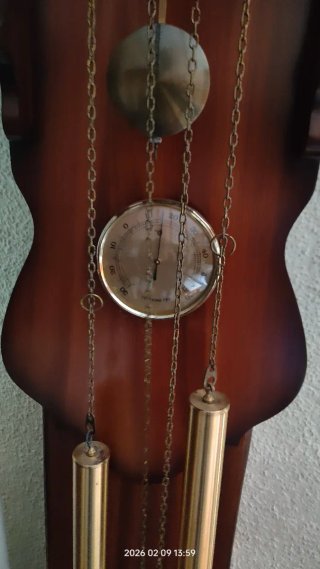 Reloj de pared antiguo
