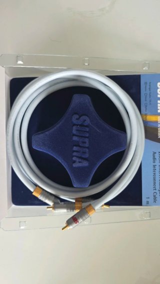 Supra EFF-IX 2RCA-2RCA Cable Analógico