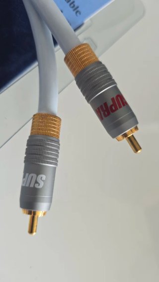 Supra EFF-IX 2RCA-2RCA Cable Analógico