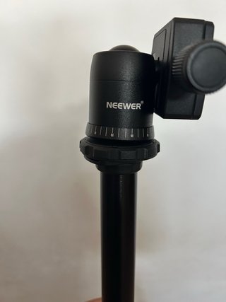 Trípode Profesional Neewer