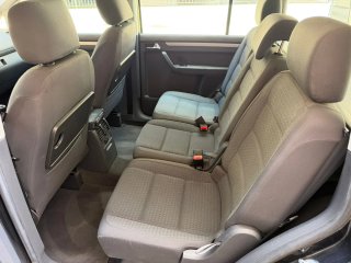 V Touran año 2006 motor 2.0tdi 140 cv muy buenas c