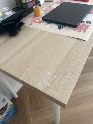 Escritorio Ikea Madera y Metal