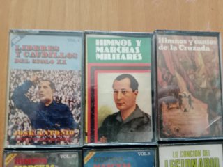 9 Cassettes Marchas Militares y Canciones