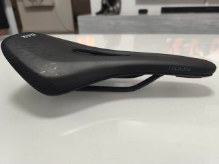 Sillín Fizik Terra X5 145mm