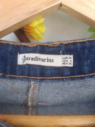 Falda vaquera Stradivarius