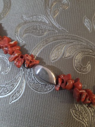 Collar Coral y Plata