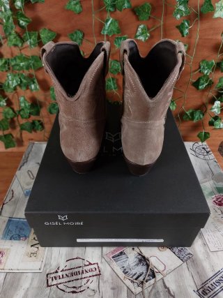 Stivaletti Texani Scamosciati Beige Gisel Moire