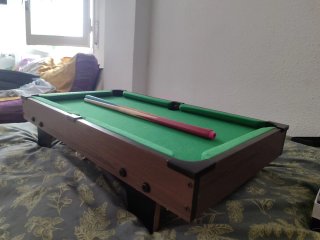 Mini mesa de billar con accesorios