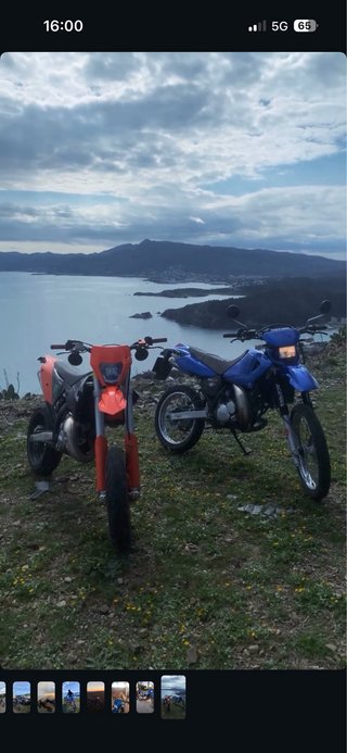 Yamaha DT 125 RE Enduro Azul