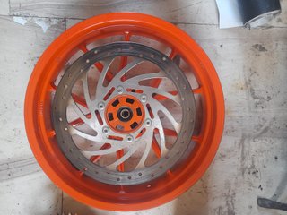 Llantas y piñón KTM RC 390