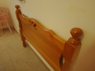 Cabezal de cama de madera