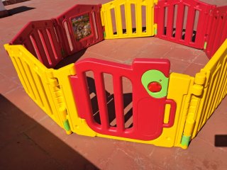 Parque infantil modular plástico