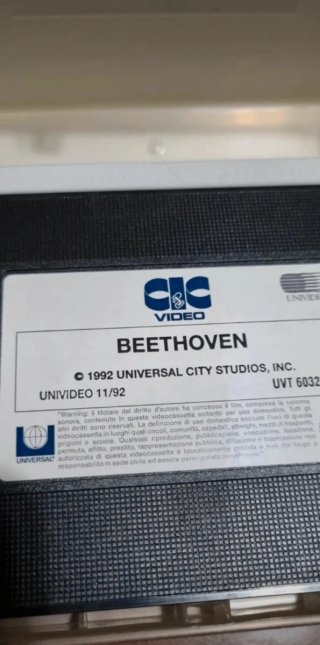 Vhs vintage del film "Beethoven".
