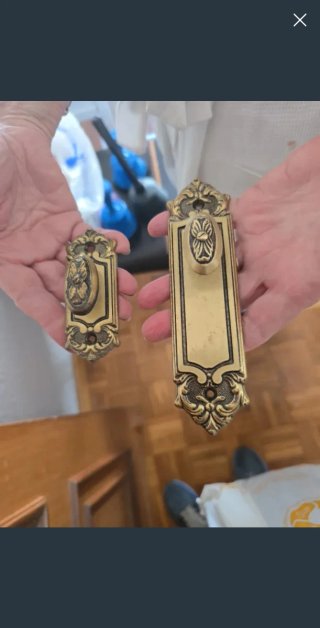 Maniglie per armadi/sottotetti in metallo dorato