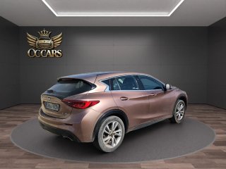 Infiniti Q30 2017