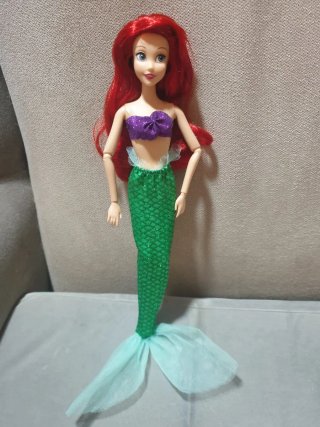 Muñeca Ariel Sirenita Disney Store
