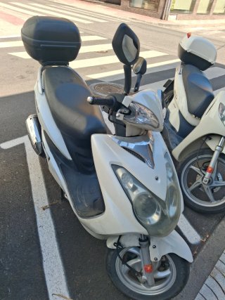 Moto Scooter SYM 125cc