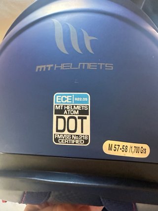 Casco de moto azul MT Helmets talla M