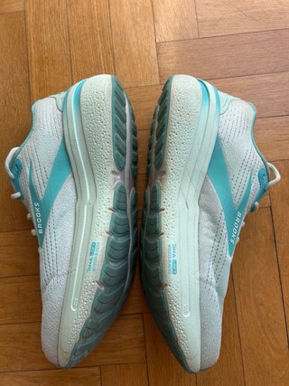 Brooks Ghost Max 2 Talla 44.5