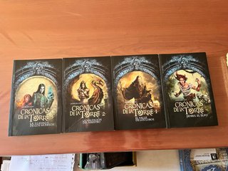 Cronicas de la Torre de Laura Gallego