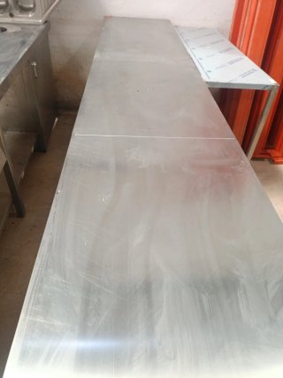 MESA ACERO CON TARA 58X3MX85 MIRA MI PERFIL