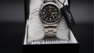 Orient Mako III Zafiro Gris “Reestreno” Full set