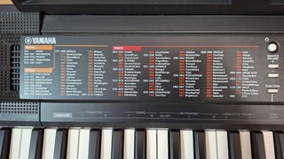 Teclado Yamaha PSR-F51