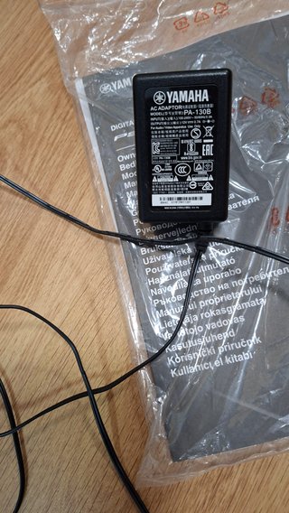 Teclado Yamaha PSR-F51