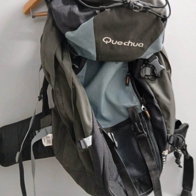 Mochila Quechua 40L