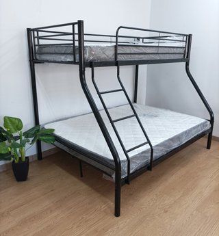 ¨Litera Matrimonio + 2 Colchones Negra
