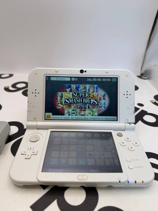 Nintendo 3DS XL Bianco con caricatore