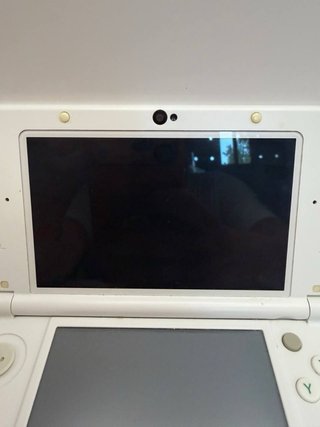 Nintendo 3DS XL Bianco con caricatore