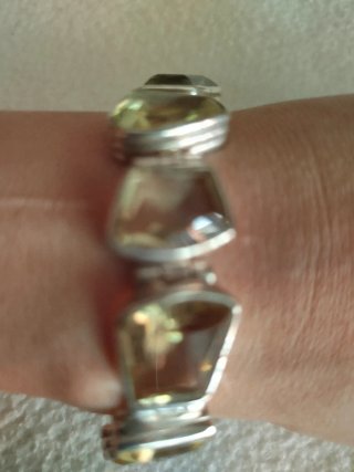 Pulsera de plata con  cuarzo limón.
