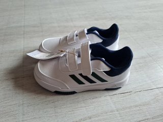 Zapatillas Adidas de cuero blancas y verdes