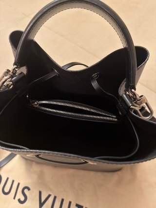 Bolso Louis Vuitton Negro Cuero néonoé