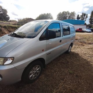 Hyundai H-1 2008
