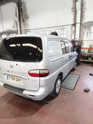 Hyundai H-1 2008