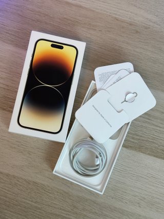 IMPECABLE iPhone 14 PRO