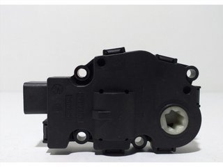 MOTOR APERTURA TRAMPILLAS CLIMATIZADOR T946104A 5