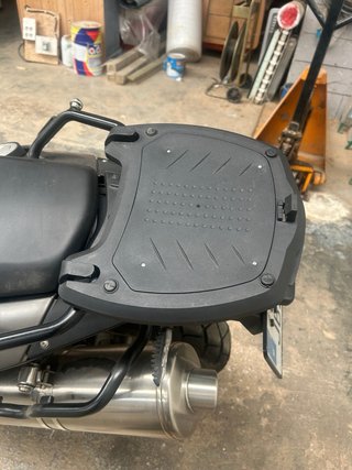 Maletas BMW F700GS Negras con soporte y barras