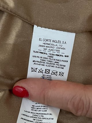 Chaqueta de piel con flecos de FÓRMULA JOVEN
