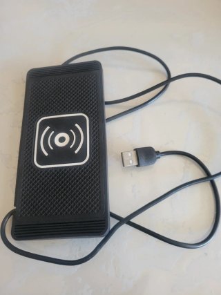 Pack Accesorios Coche: Cargador USB y Soporte