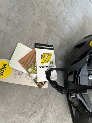 Casco Endura Singletrack MIPS Negro