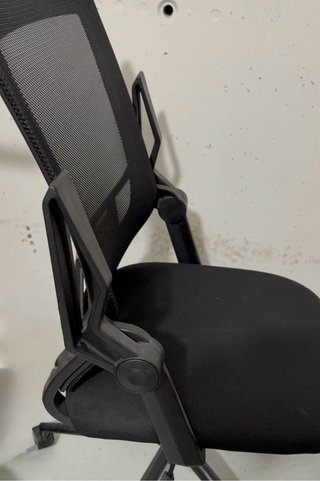 Silla de escritorio ASPERUP negra Jysk. Nueva.
