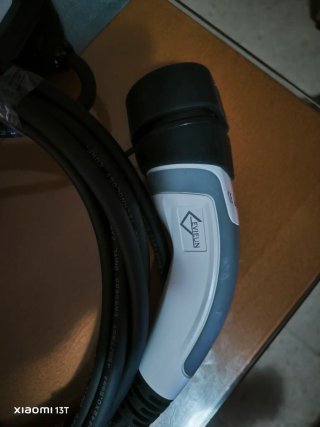 Cargador Coche Eléctrico EVIEUN 12A