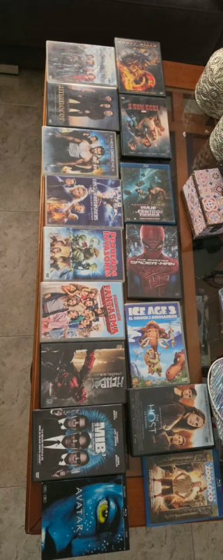 Confezione di film in DVD e Blu-ray vari