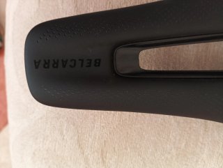 2 sillines de bicicleta Fi'zi:k y Pro