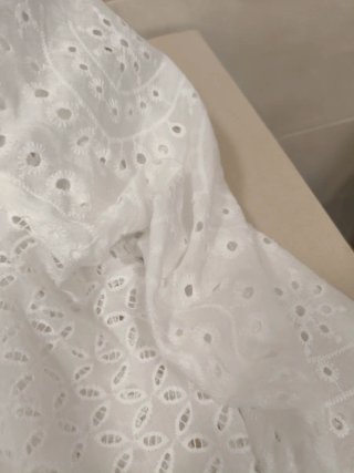 Camisa blanca bordada Talla XL nueva a estrenar