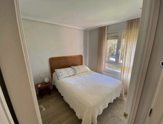 Busco 2 chicas estudiantes  compartir piso Algorta